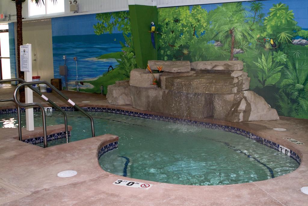 Budget Host Inn & Suites Fertility Exterior foto